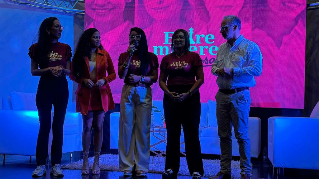 cumbre entre mujeres exitosas 1