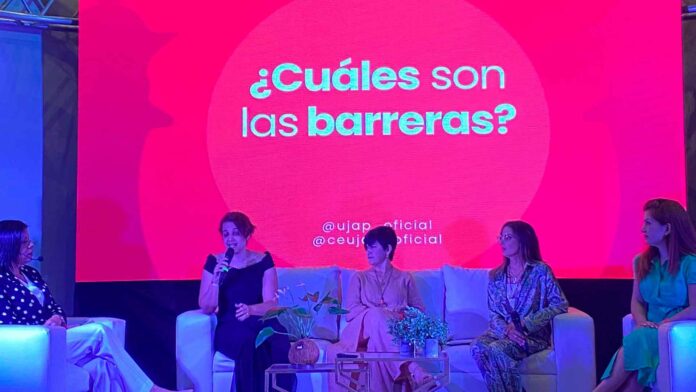 Cumbre Entre Mujeres Exitosas 2