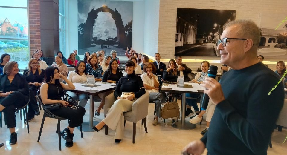 Dr. Efraín Hoffmann La enfermedad es el llamado de atención  para rectificar
