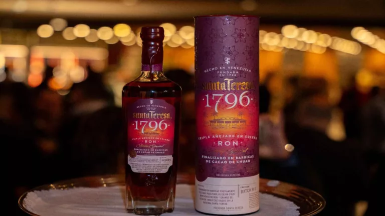 Santa Teresa 1796 Une el Prestigio del Cacao de Chuao